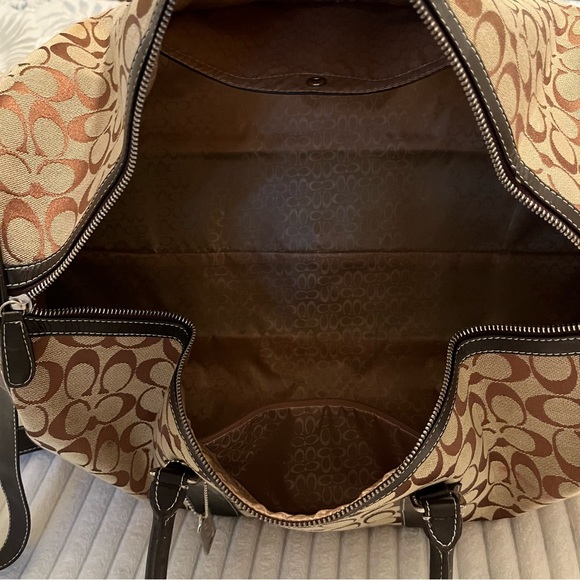 Vintage Coach Duffle Bag - Picture 5 of 11